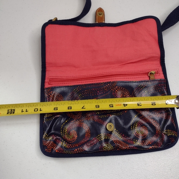 Fossil Slim Abstract Print Canvas Crossbody Shoulder Bag Purse (V1). - Picture 5 of 8